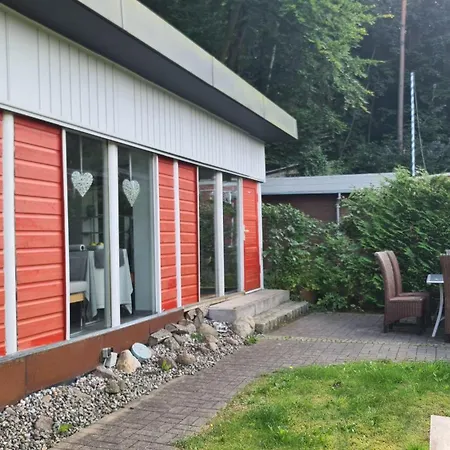 Idyllisches-ferienhaus-strandhaus * 제바트헤링스도르프