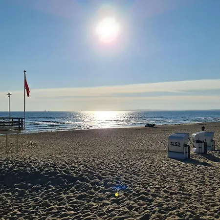 펜션 Idyllisches-ferienhaus-strandhaus 제바트헤링스도르프